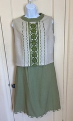 Vintage Classic 60s A-line green cream Embroidered linen? sleeveless dress Small