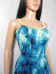 Vintage 1960s / 1970s Cotton Floral Sundress Size XS