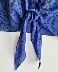 Vintage PREMIER ROW by MARILYN THELEN Blue & Black blouse/top, Size 14 1/2-34