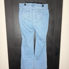 Torrid Light Wash Bombshell Flare Jeans Plus Size Retro Y2K Stretch Denim Fall