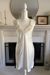 Vintage Dentelle White Night Gown Sz S Sexy Glamorous Lace Bridal USA
