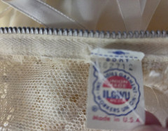 Vintage Ivory Union Label Wedding Dress With Juliette Cap Veil Ecru Lace Size 8