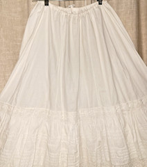Antique Edwardian Cotton Pintucked Cluny Lace Petticoat S/M