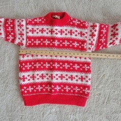Vintage Nordic wool cottage core grandma sweater red handmade Sz S