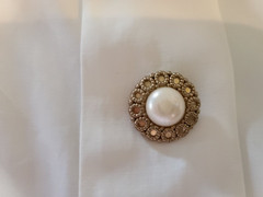 S. L. FASHIONS~ VTG Ivory Acetate/Rayon Blouse~ 3/4 Sleeve Brass/Pearl Button~20