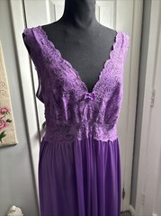 SHADOWLINE SILKY NYLON & LACE LINGERIE NIGHTGOWN DRESS 1X Purple Sweep