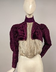 VICTORIAN 1890’S EMBROIDERED VELVET JACKET W SEVERELY HIGH COLLAR 