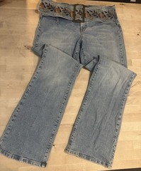 Vintage Y2K Vigoss Women’s Bootcut Flare Jeans Built In Embroidered Belt 17/18