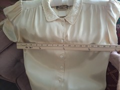Jessica’s Gunnies Of San Francisco Creme Brulee Slipper Satin Blouse Small
