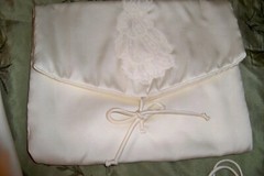 WARNER’S Colllectors IVORY 3 Pc Set~BAG~CAMI Sz 36~1/2 SLIP 27″ Small~LACE TRIM