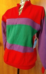 CARRIAGE COURT Women’s Small Colorblock Sweatshirt Shirt Red Purple Green NWT