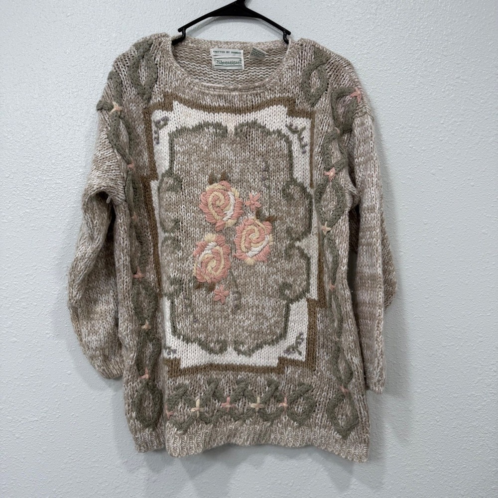 Shenanigans Vintage Hand Knitted Floral Sweater Beige Ramie Blend Cottagecore M