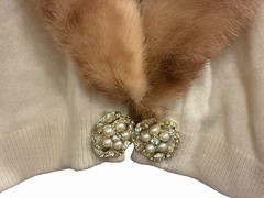 Vtg 1950s Dalton Ivory Cashmere Sweater Detachable Mink Collar Pearl Clasp PL