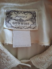 Jessica’s Gunnies Of San Francisco Creme Brulee Slipper Satin Blouse Small