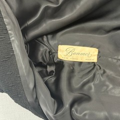 Vintage John Wanamaker Rittenhouse Shops Black Coat Fur Collar Wool Chest 47″