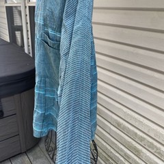 Vintage 90’s Distressed Women’s M Button Up Fixation ARI