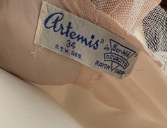 1940s Artemis Ballet Pink Bias Cut Nightgown Slip Dress w/ Tulle & Ribbon Work