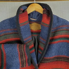 VTG WOOLRICH Size Medium Womens Made in USA Wool Southwest Barn Chore Coat