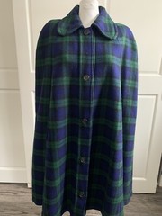 Vintage Wool Cape Green And Blue Tartan Plaid Button EUC