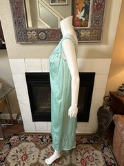 Vtg Size 42 Green Nightgown Made in USA Length 50.5”