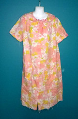 Vtg Charm Cotton Rayon Button Front Robe Flower Power Pink Yellow Sz 38 XL *TLC*