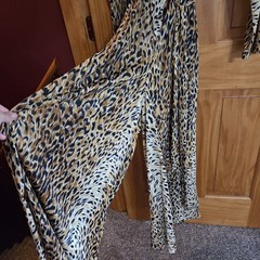 VTG Elaine Sklar Leopard Wide Leg Jumpsuit Size M Belted Animal Print Silky Feel