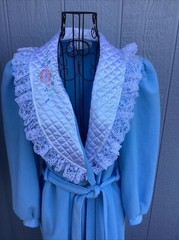Vintage Honors Intimates Full Length Light Blue Robe Front Tie Sz Small Lace