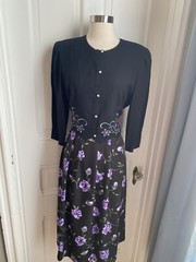 PERI PETITES VINTAGE BLACK TIE BELT DRESS WITH PURPLE FLORALS-SIZE10P-BEAUTIFUL