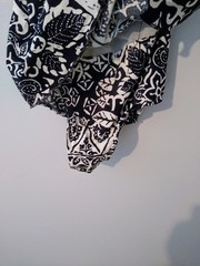 Jantzen Collection Swimsuit 14 Vintage 80’s-90’s Black & White Floral Skirt Sun