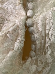 Vtg 1950’s Maurer Ivory Full Lace Wedding Dress-Bust 30/2XS