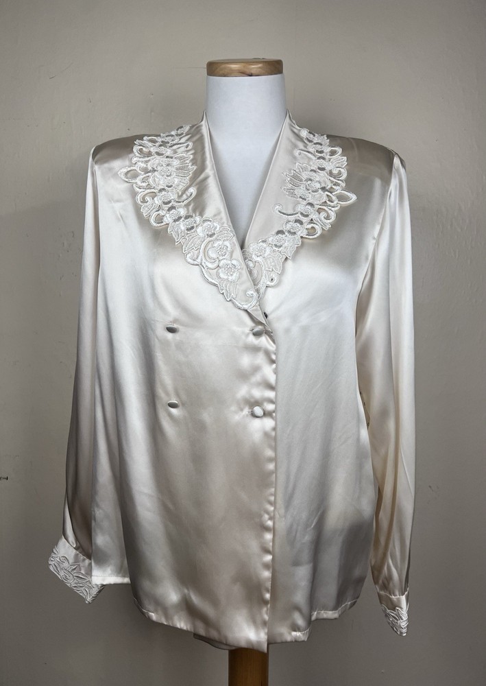 VTG 90’s Nilani Silk Blouse Embroidered Collar Buttons Petite 12 Ivory White