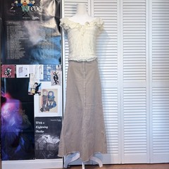 Corduroy maxi skirt
