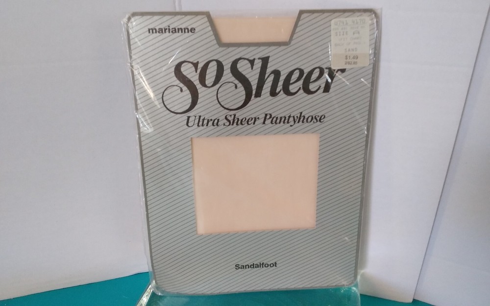Vintage 80’s MARIANNE So Sheer Ultra Sheer Nylon PANTYHOSE Size A Color Sand