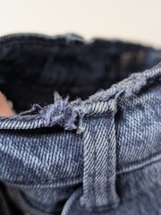 Vintage 1980s-1990s Women’s Sierra West Dark Blue Denim Cut Off Shorts Size 9