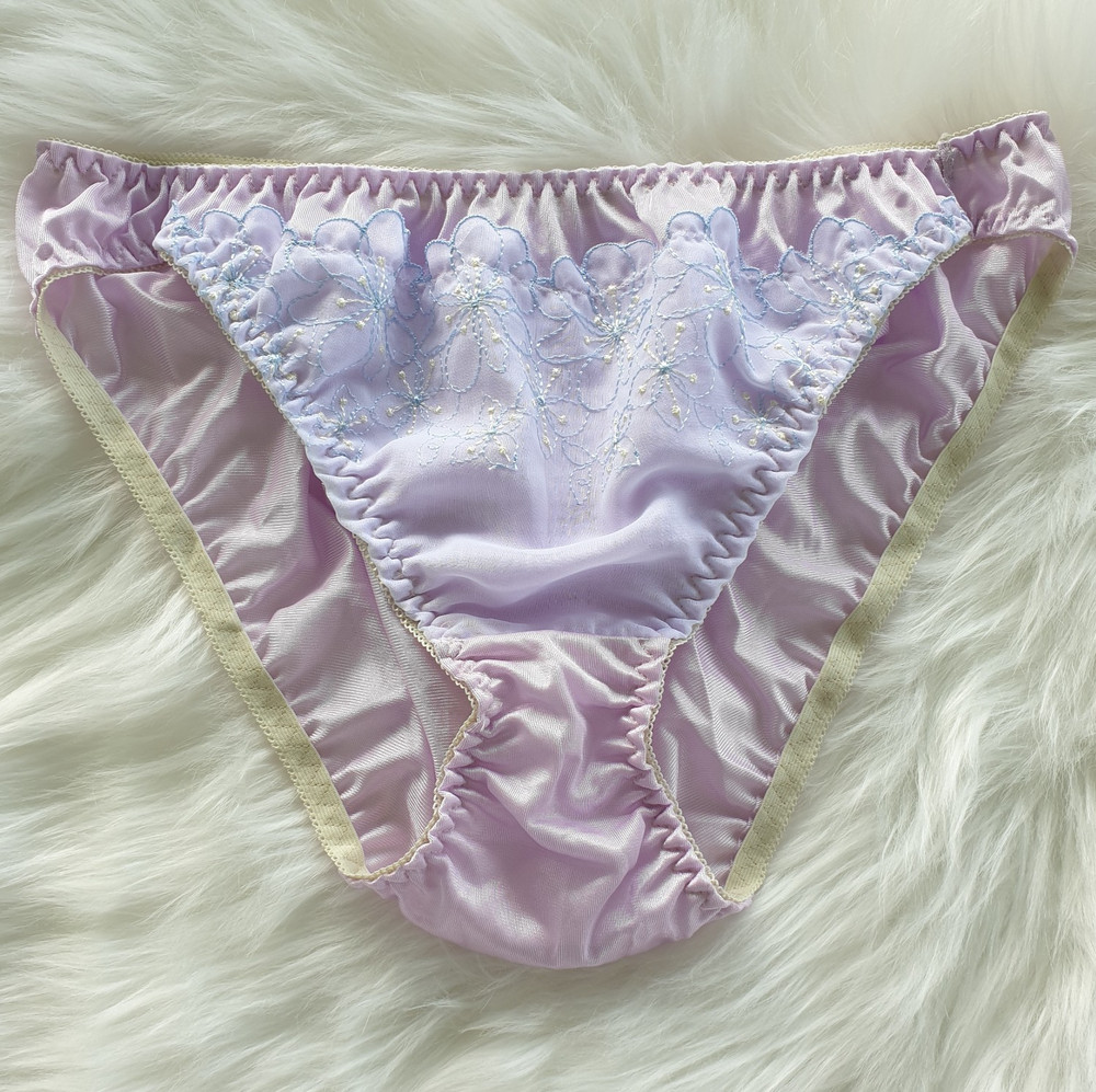 Silky Nylon Panty Sheer Lilly Purple Bikini Sissy Lace Brief Sz. 7-8 Hip 38-42″
