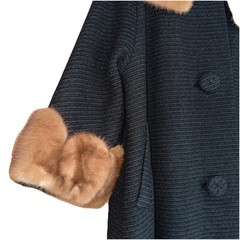 Robert’s Glam Hand Tailored 50’s Wool Coat with Fur Collar & Cuffs Women’s Large