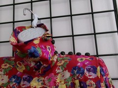 VINTAGE UNGARO ter / HONG KONG 🌸 SIZE 38 / 4==FLORAL PRINT SILK BLOUSE