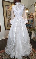 Vtg Wedding Dress Bridal Originals 70s White Long Sleeve w/ Blushing Veil