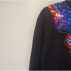Statements by pronto vintage black redblue long sleeve sequin sweater size small