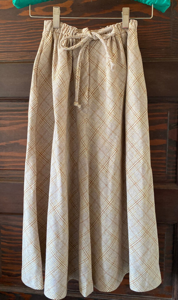 Vintage Brown Plaid 70’s PATTY WOODARD Flaired Skirt Size 5 – 6 Wool Blend