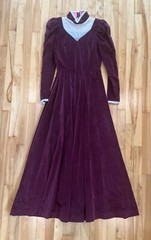 Vintage Maroon Red Velvet Women’s Sz XS/S Maxi Dress w Lace Trim Goth Prairie