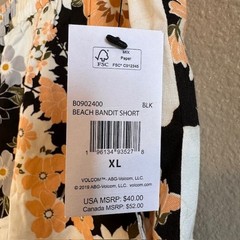 NWT Volcom Women’s Beach Bandit Short Black Floral Print XL Viscose $40