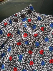 VTG 80s USA made Women Plus Size Top Long Sleeves Graphic Floral Buttons 24W 26W
