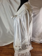 NWT Vintage Vandemere Size Small White Lace Cottagecore Long Sleeve Nightgown