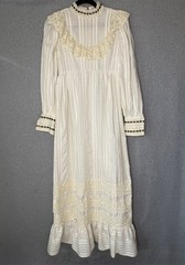 Vintage Dress 70s Gunne Sax Style Edwardian White Lace Cream High Neck Prairie S