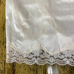 Merville Vintage Lace Trim Nylon Slip Sz 42 Cream Coquette Made in USA
