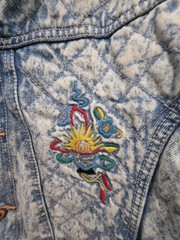 VTG Major Damage Denim Jacket Unisex XL Hip Hop Streetwear Size 3 Acid Wash