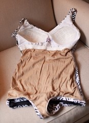 Vintage 1980s Women’s Size S/M Pinup Low Hip One Piece Swimsuit Rose Marie Reid
