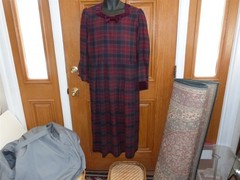 Vintage Laura Ashley tartan Plaid burgundy dress velvet trim bow zipper SZ 14