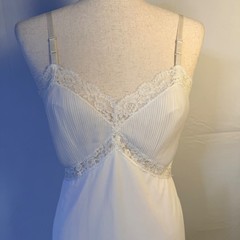 Vintage White Lace Trim Pleated Full Slip dress, Ruffle Hem,